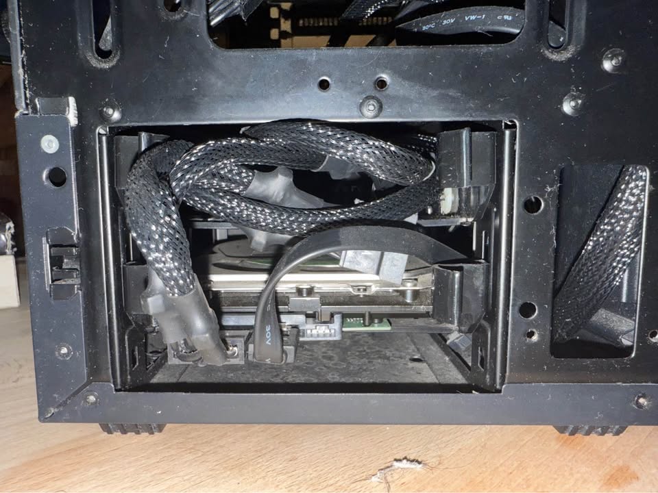 computadoras y laptops - PC Gaming i7 9700 + 64GB Ram DDR4 + 1TB M2 + otros 2