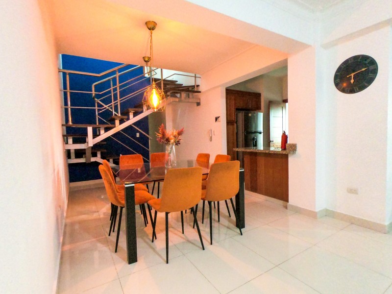 apartamentos - EXCLUSIVIDAD!!!!

Penthouse en el Millón en la Avenida Privada, USD 270,000 8