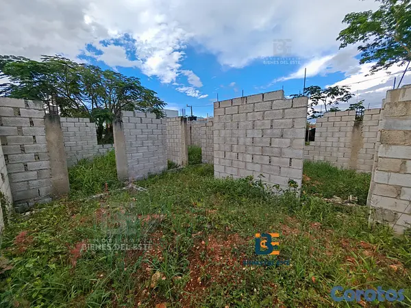 casas - Se Vende Mejora a` Nivel de Plato en Resedencial N 1