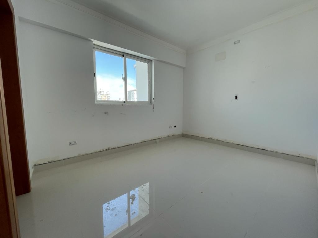 apartamentos - Apartamento nuevo con línea blanca en Evaristo Morales 3