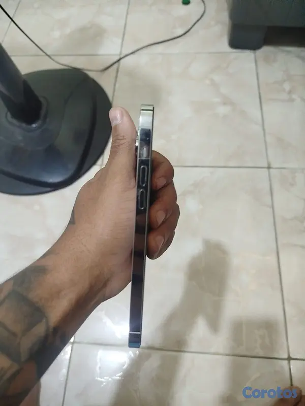celulares y tabletas - iPhone 14 Pro Max  3