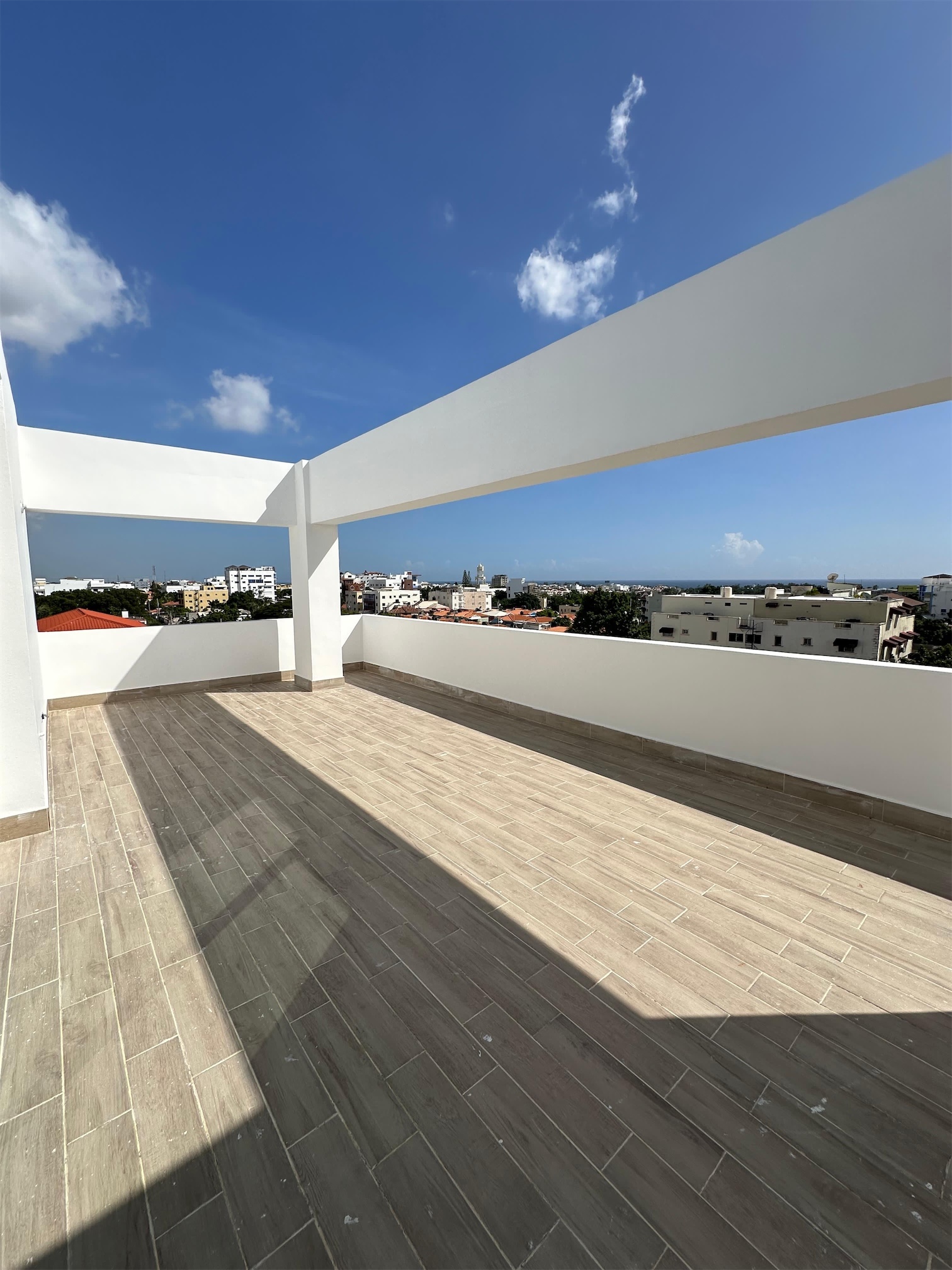 apartamentos - Venta de penthouse en reparto los 3 ojos con 187mts Santo Domingo este 