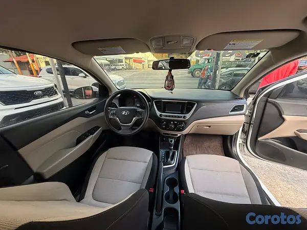 carros - HYUNDAI ACCENT SE 2019 6