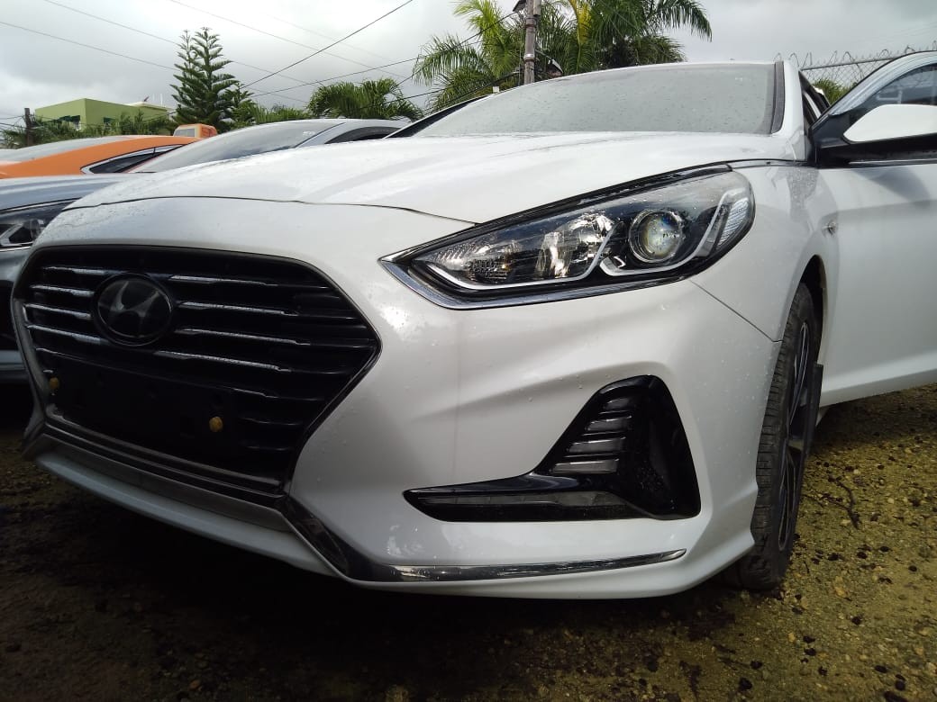 carros - NEW RISE 2019 BLANCO 1
