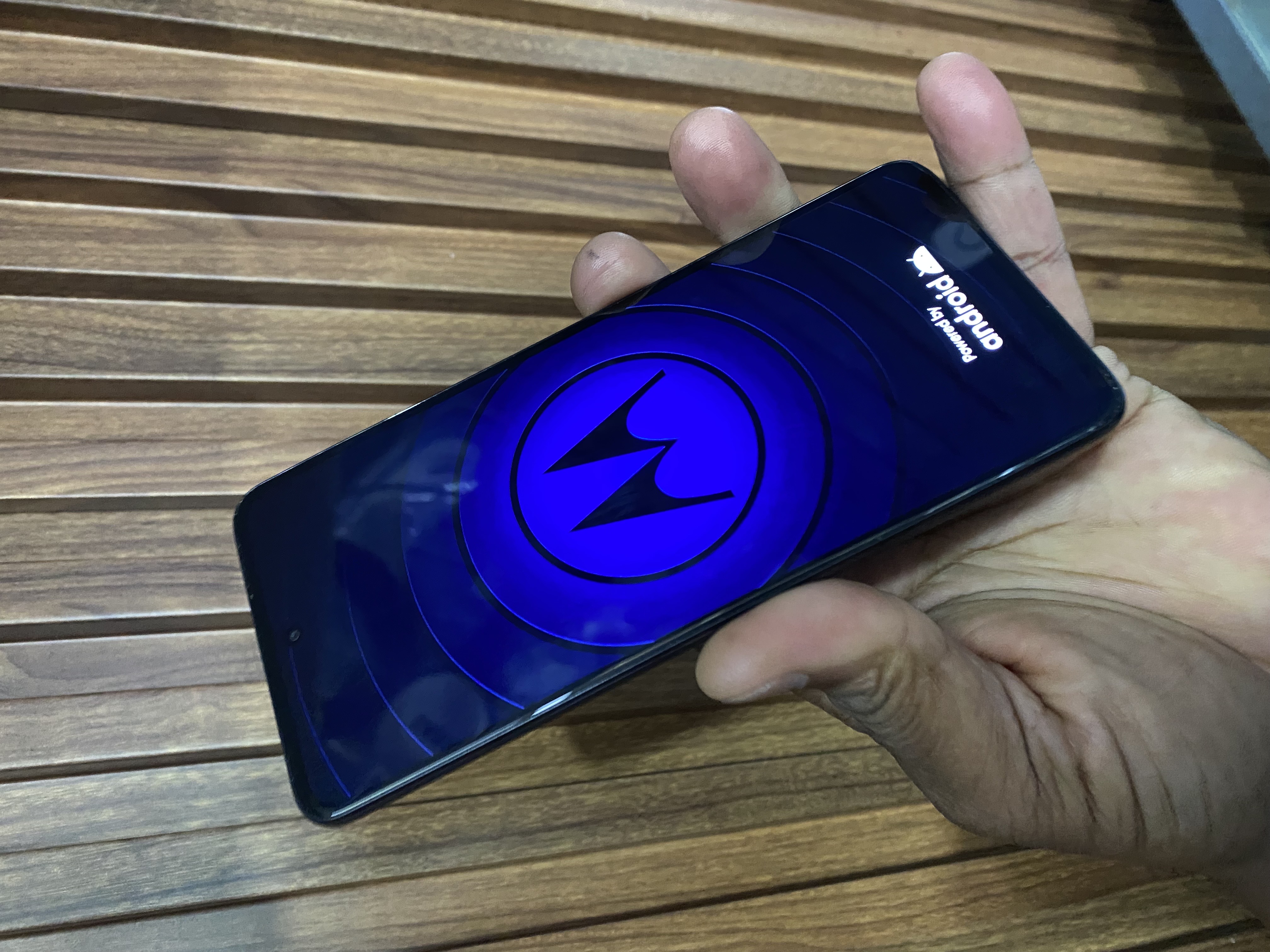 celulares y tabletas - motorola edge 2022  4