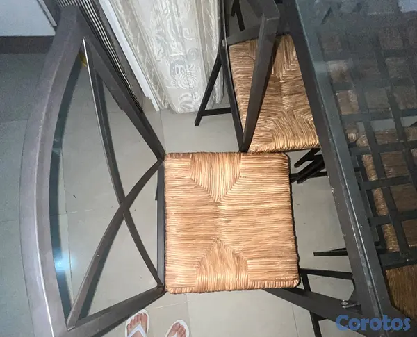 decoración y accesorios - Comedor de IKEA con 6 sillas y una lámpara  5