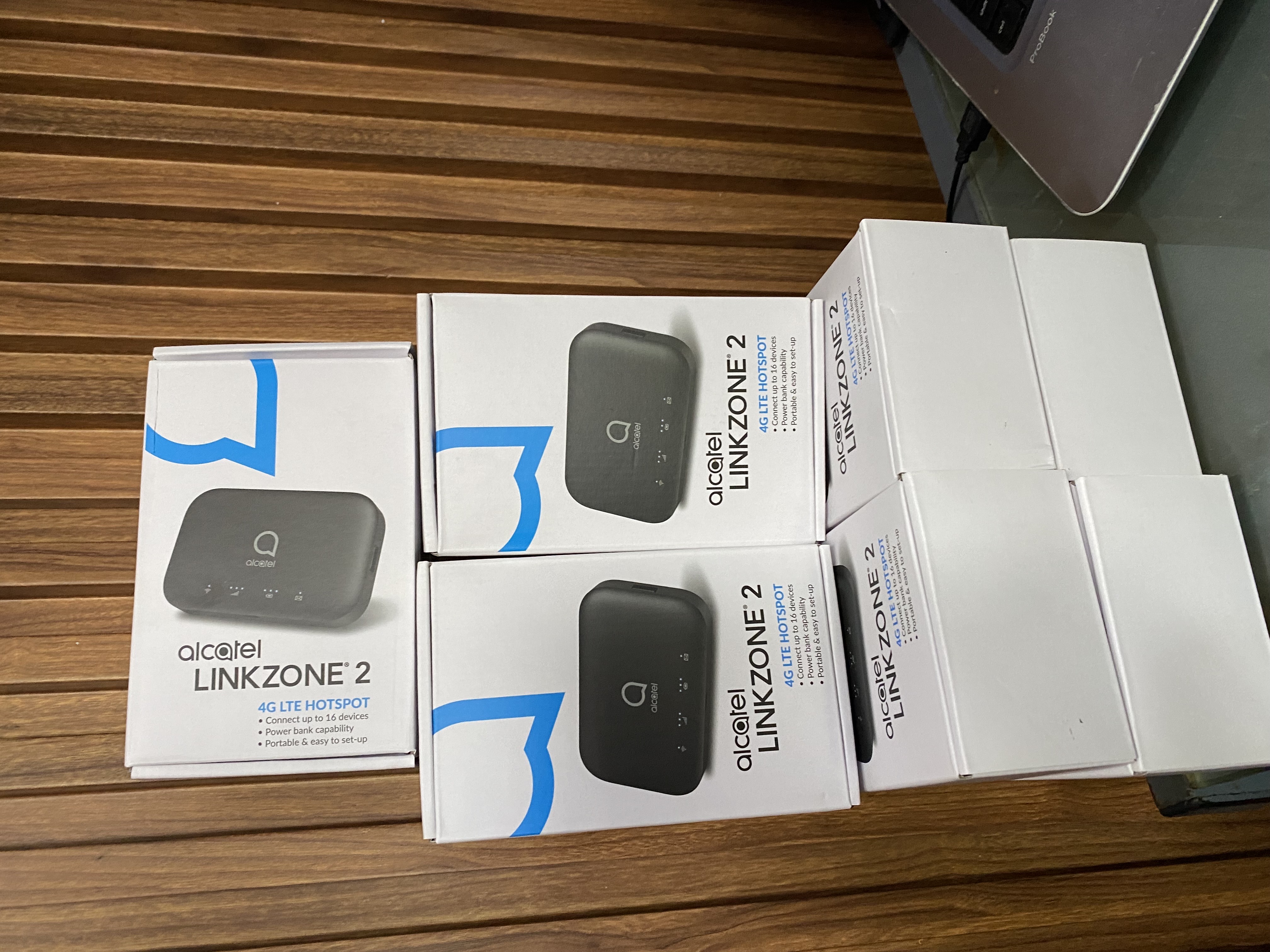 otros electronicos - ALCATEL LINKZONE® 2   Mobile WiFi Hotspot 4G LTE   5