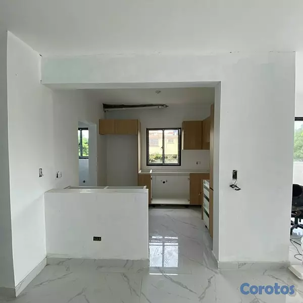 apartamentos - VENDO Apartamento en Av. Ecológica con dos parqueo 6