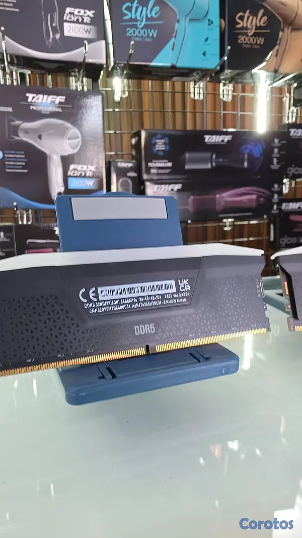 computadoras y laptops - Ram DDR5 32GB 2x16 Corsair Vengeance 6400 MTs 2