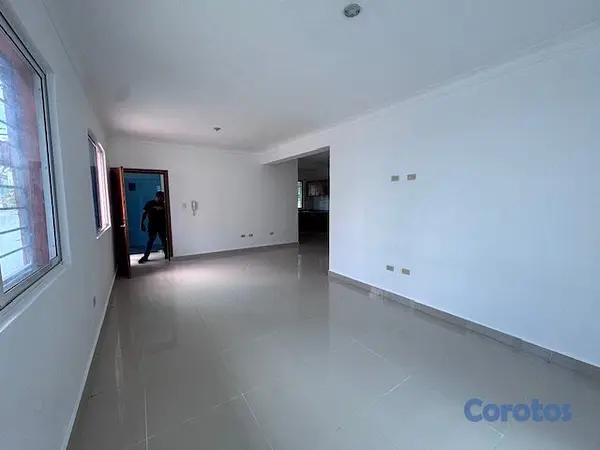 apartamentos - Alquilo Amplio y moderno apto 10