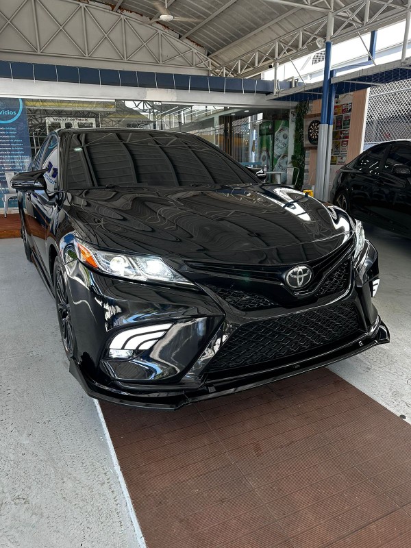carros - Toyota camry se 2028 3