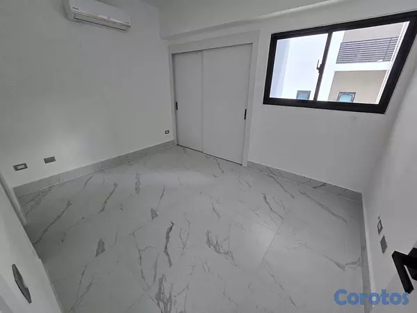 apartamentos - Apartamento en Venta en Evaristo Morales 9
