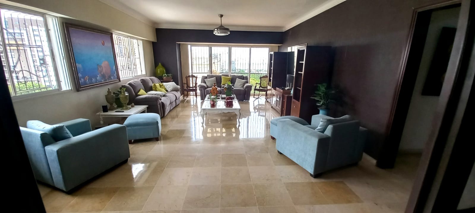 apartamentos - Vendo apto en la esperilla 
480. Mts2. 
Piso alto 