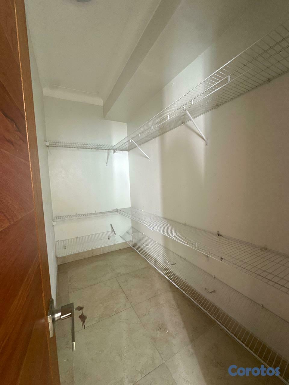 apartamentos - SE RENTA EN LA ESMERALDA  2