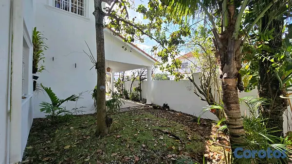 casas - Venta de Casa en Altos Arroyo Hondo 3 4