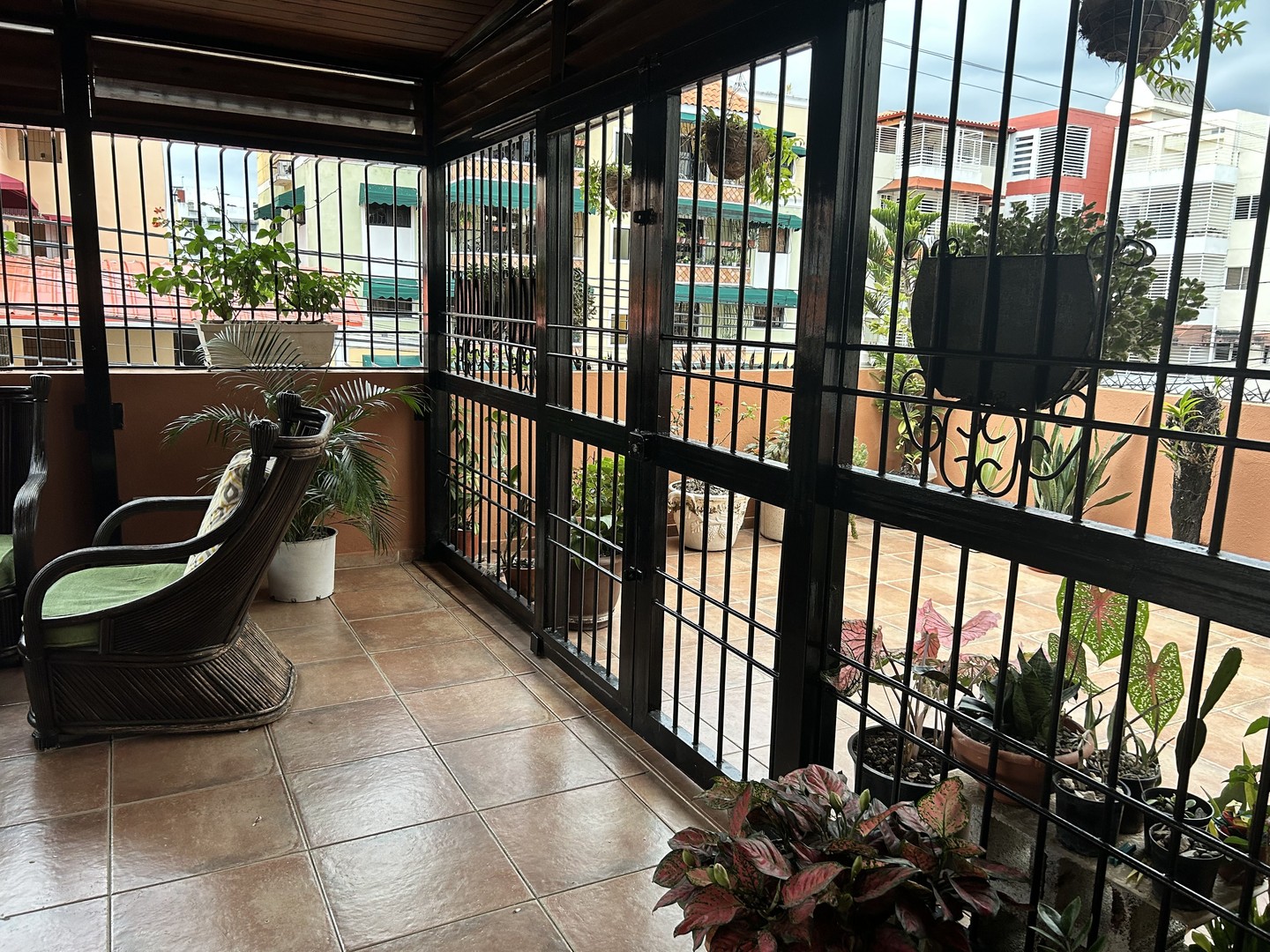 apartamentos - apartamento con terraza en  Colina de los Ríos en venta, proximo carrefour  1