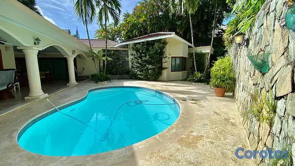 casas - Vendo Imponente Mansión en Cuesta Hermosa II, 5 HABS., 1,000 Mts.2, Patio, Pisci 8