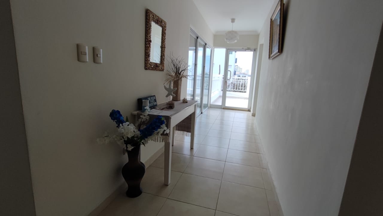 apartamentos - Venta de apartamento en Juan Dolio vista al mar zona turística  4