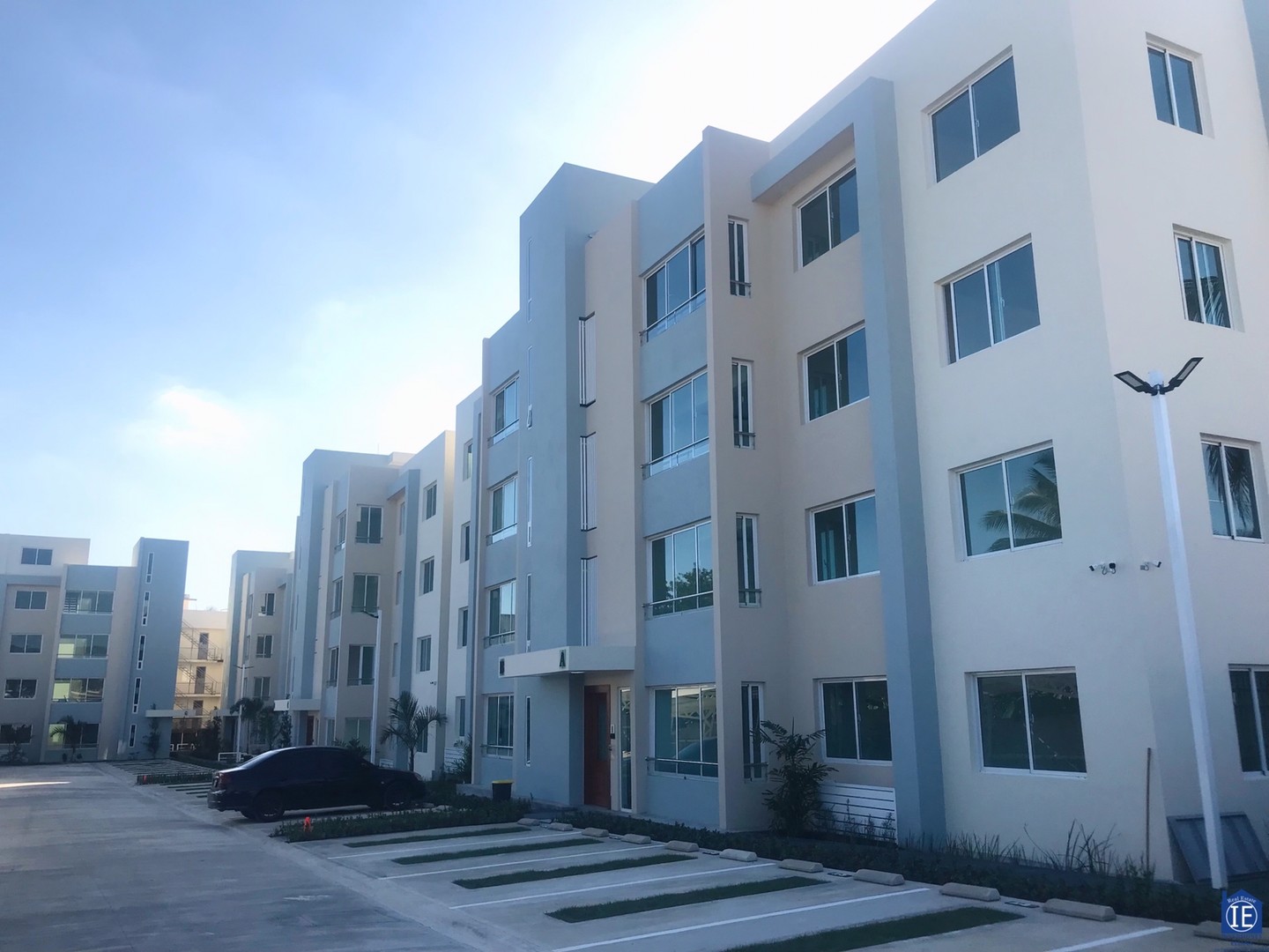 apartamentos - Apartamento 1er Nivel con 113 Mts2 + 26 Mts2 de Patio 0