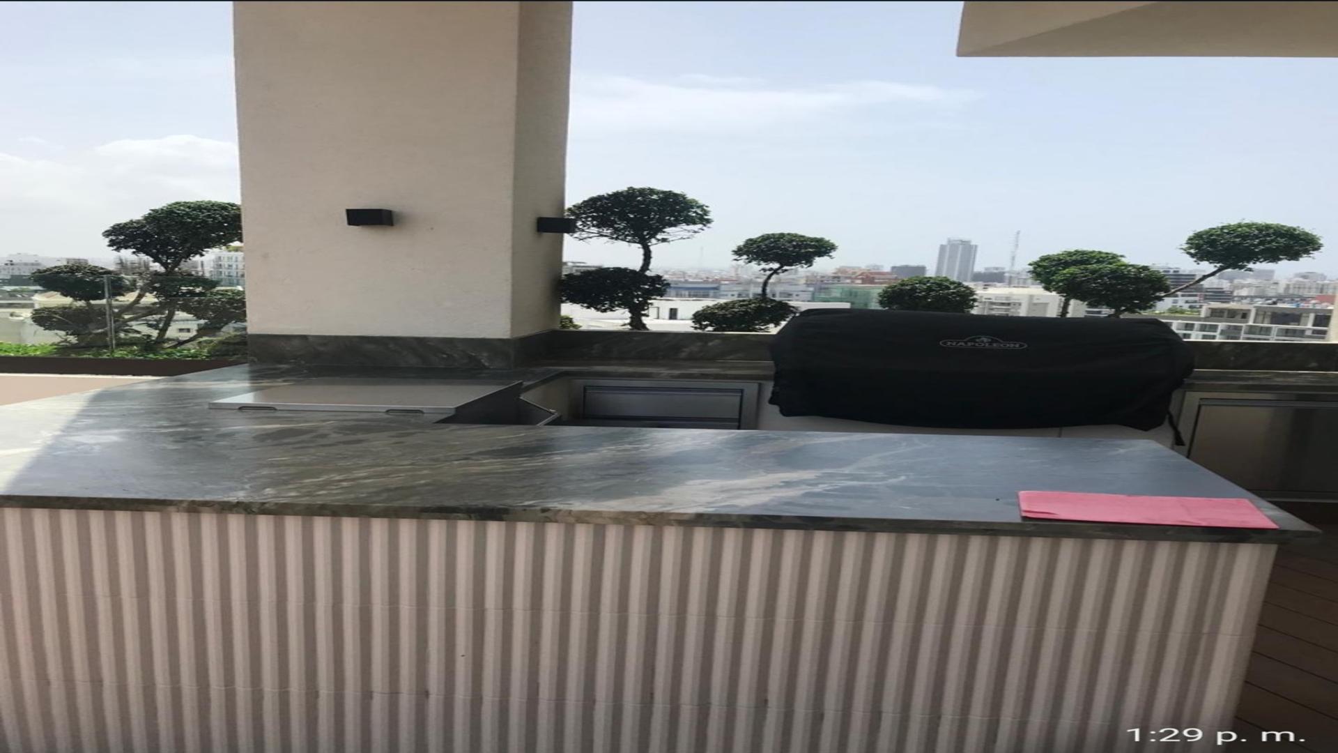 apartamentos - VENDO MAJESTUOSO APTO. ENS. PARAISO 5