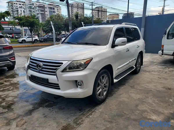 jeepetas y camionetas - Lexus LX570 2014 2