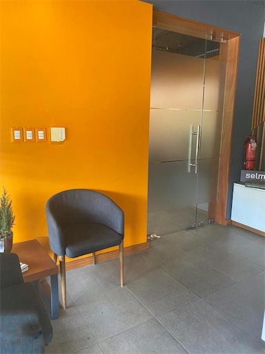 oficinas y locales comerciales - Locales comerciales céntricos  2