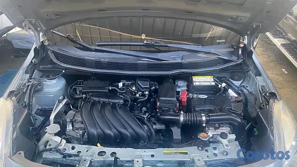 carros - Nissan versa 2014 2