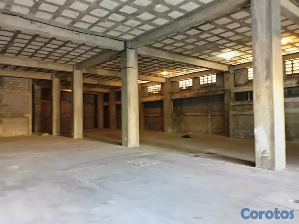 oficinas y locales comerciales - Alquilo Nave Villa Consuelo 540 mt2 doble altura 3