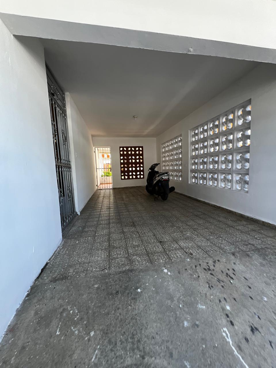 casas - CASA EN VENTA EN LAS COLINAS, SANTIAGO. 3