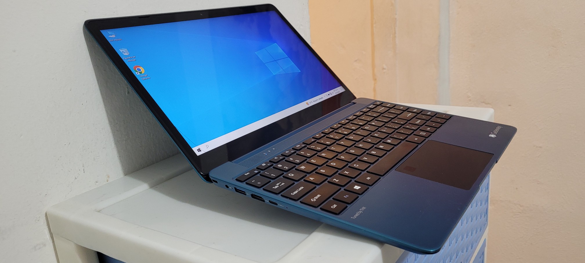 computadoras y laptops - Laptop Gateway Slim 14 Pulg Core i5 11th Gen Ram 16gb Disco 256gb SSD VIDEO 8G 1