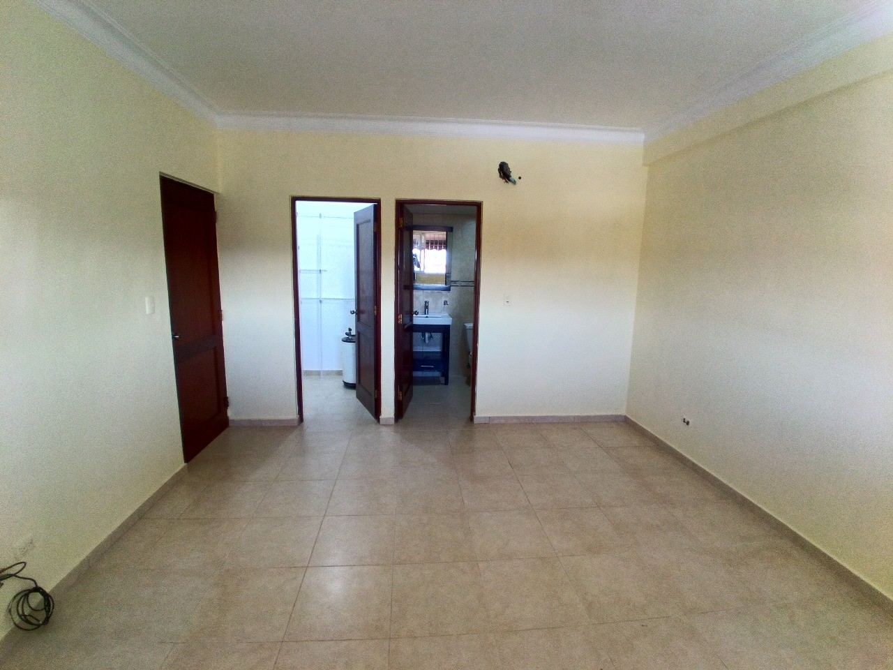 apartamentos - EXCELENTE APARTAMENTO EN AV. INDEPENDENCIA  A 400 MTS DEL PARQUE MIRADOR SUR .

 6