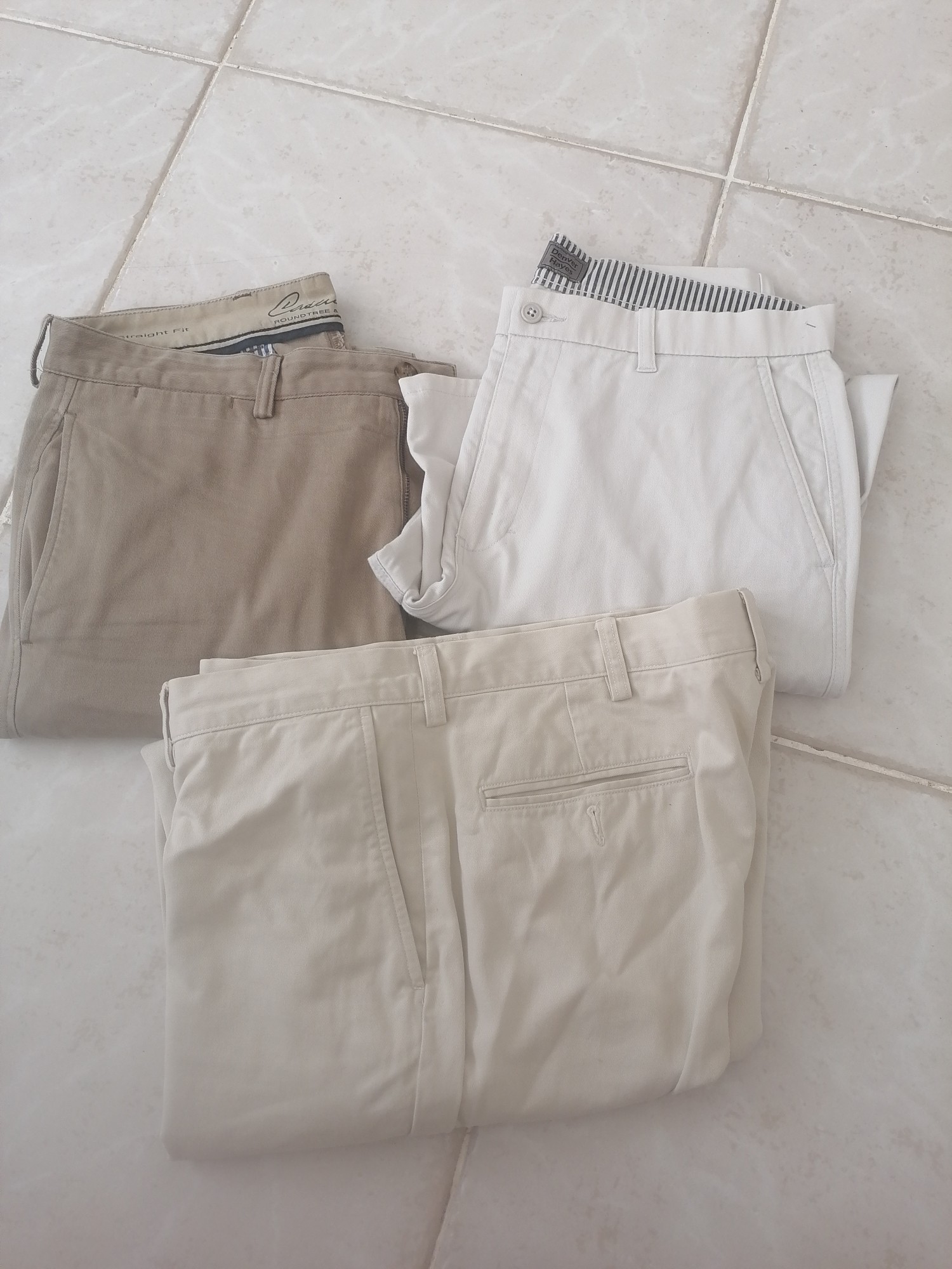 ropa para hombre - Tres Pantalónes de hombre