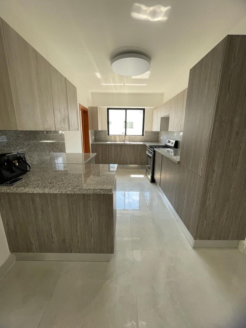 apartamentos - Venta de Apartamento en Renacimiento Amplio 2