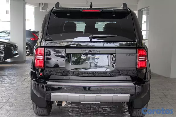 jeepetas y camionetas - Toyota Land Cruiser Prado LUXURY 1L  5