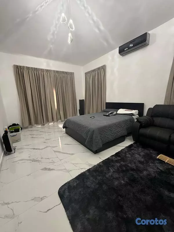 casas - Casa en venta de 4 niveles con piscina y 5 habitac 3