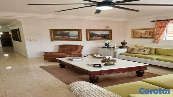 casas - 🏡 Residencia de 3 Niveles en Los Alpes II – 4 Hab, 4.5 Baños, Jacuzzi 4