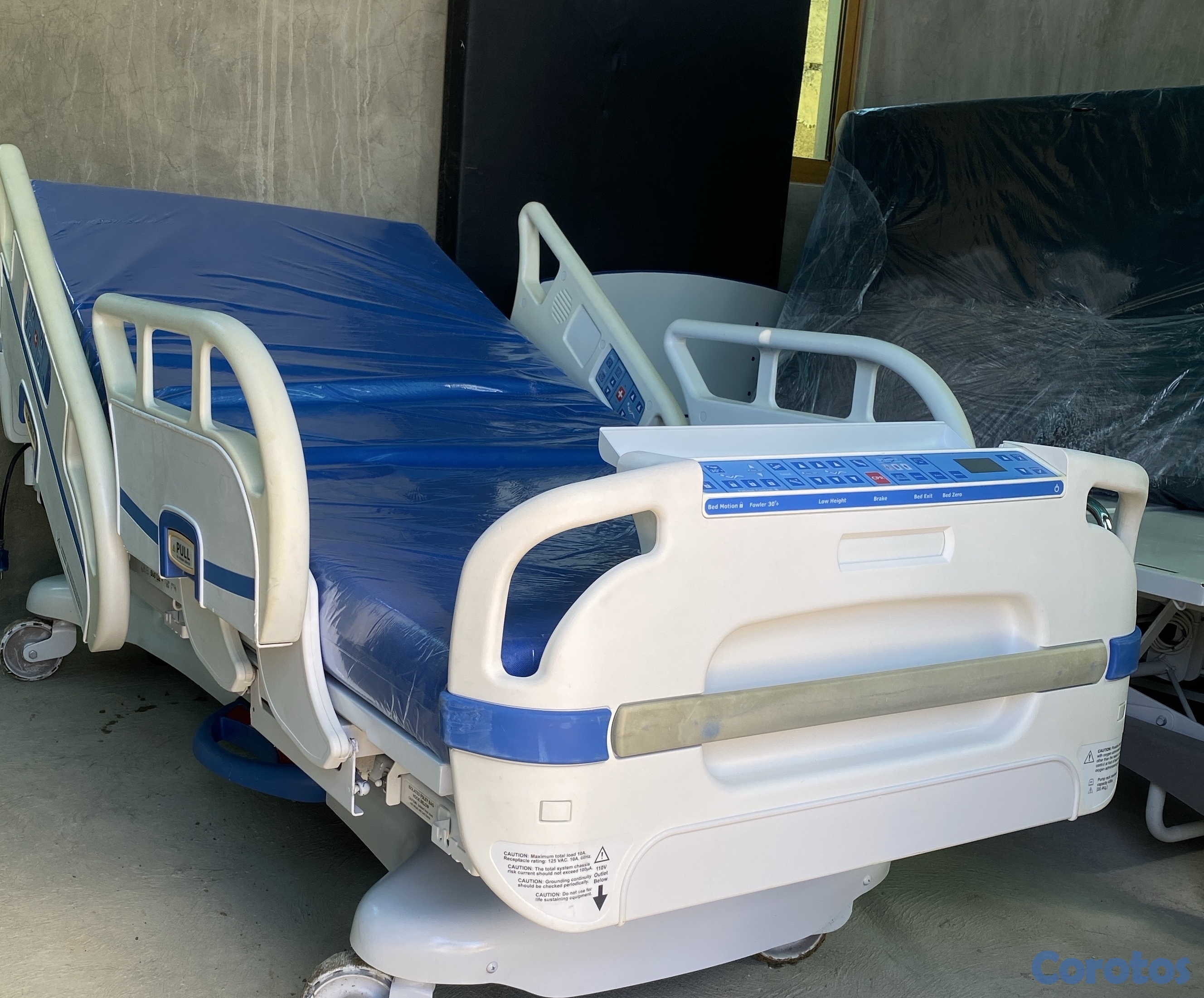 Salud y Equipamiento Médico - cama stryker s3 eléctrica como nueva  2