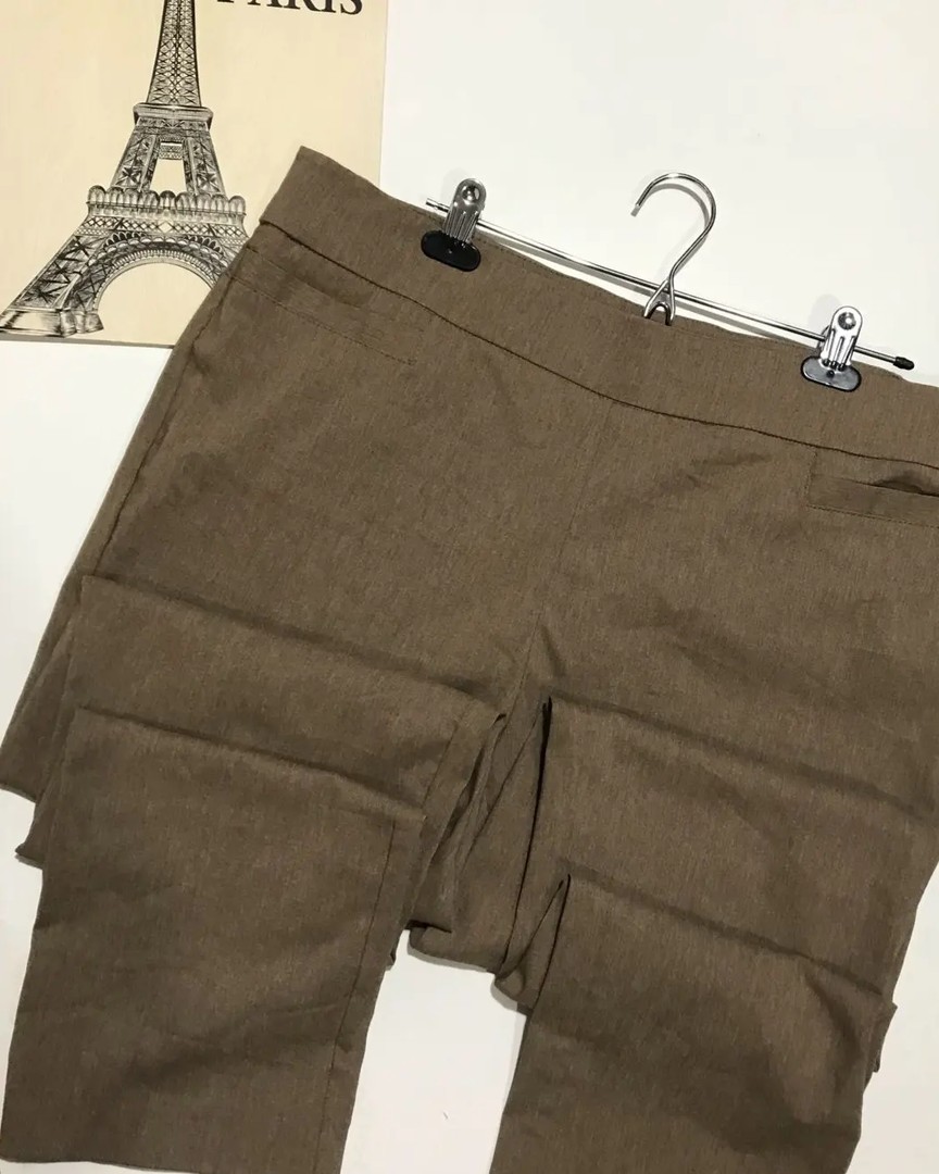 ropa para mujer - Pantalon casual de mujer 15W ( 15-16) marca Kim rogger, alto , tubito. 