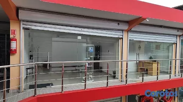 oficinas y locales comerciales - venta de plaza comercial en San Carlos con 22 locales rentados santo Domingo  5