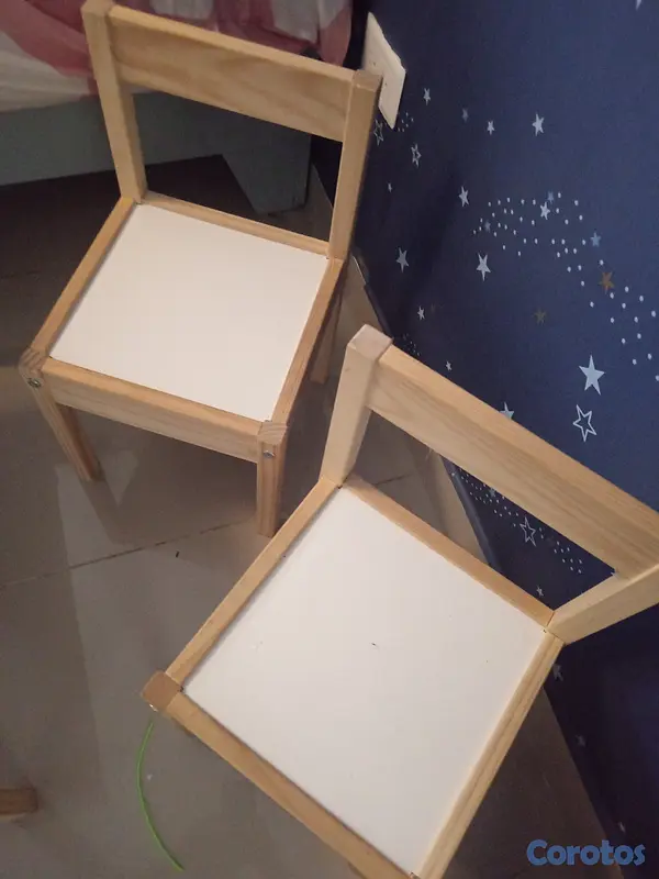 muebles - Vendo mesita con 2 sillas para niños 2
