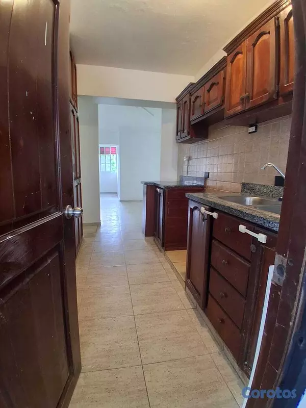 apartamentos -  Vendo Apartamento Ensanche Ozama  RD$ 8,000,000  5