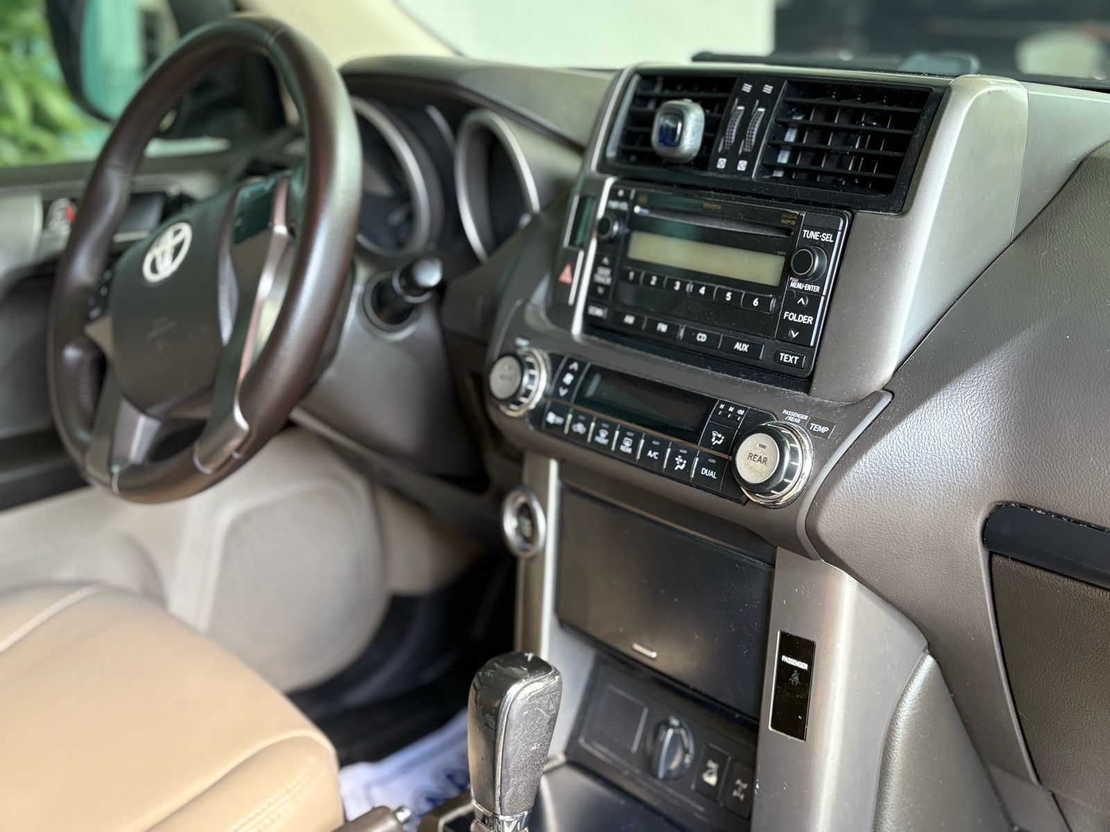 jeepetas y camionetas - Toyota land cruicer prado tx 2011 10