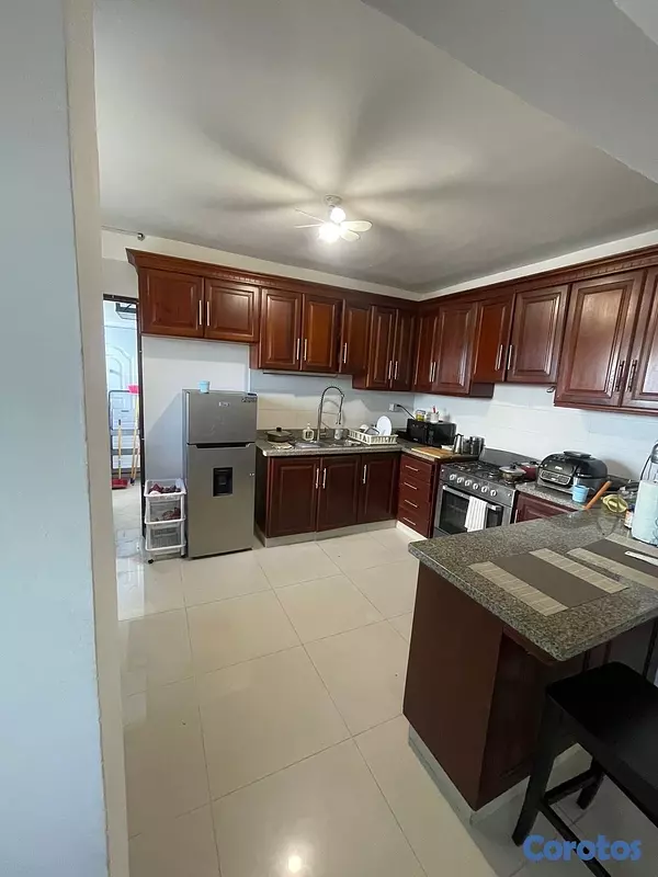 apartamentos - venta de apartamento 4to y 5to piso de 244mts en los corales del sur  7