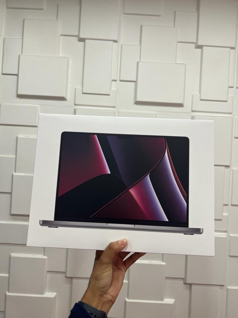 celulares y tabletas - MacBook Pro 14-inch 2023 M2 Pro 16GB RAM/ 512gb SSD