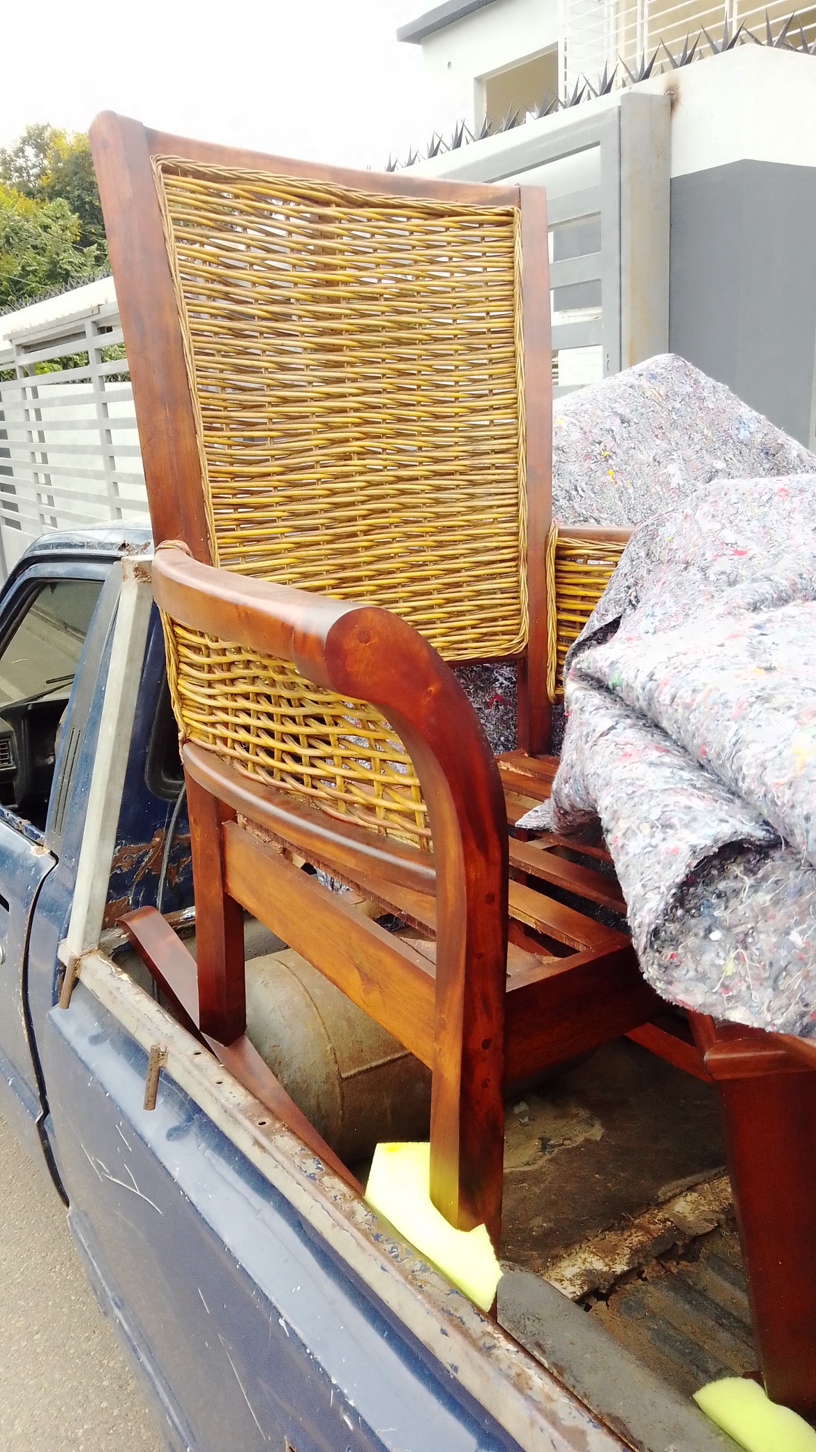 muebles y colchones - Mesedoras en mimbre y maderas 1