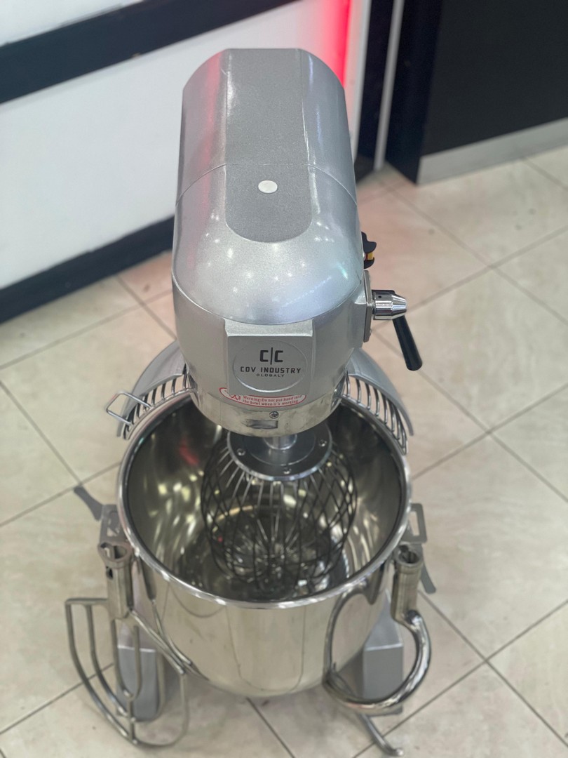 equipos profesionales - Batidora mezcladora industrial para reposteria panaderia hoteleria 2