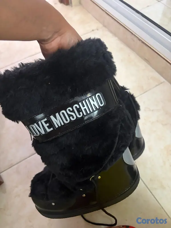 zapatos unisex - botas Moschino, estilo Moon 3