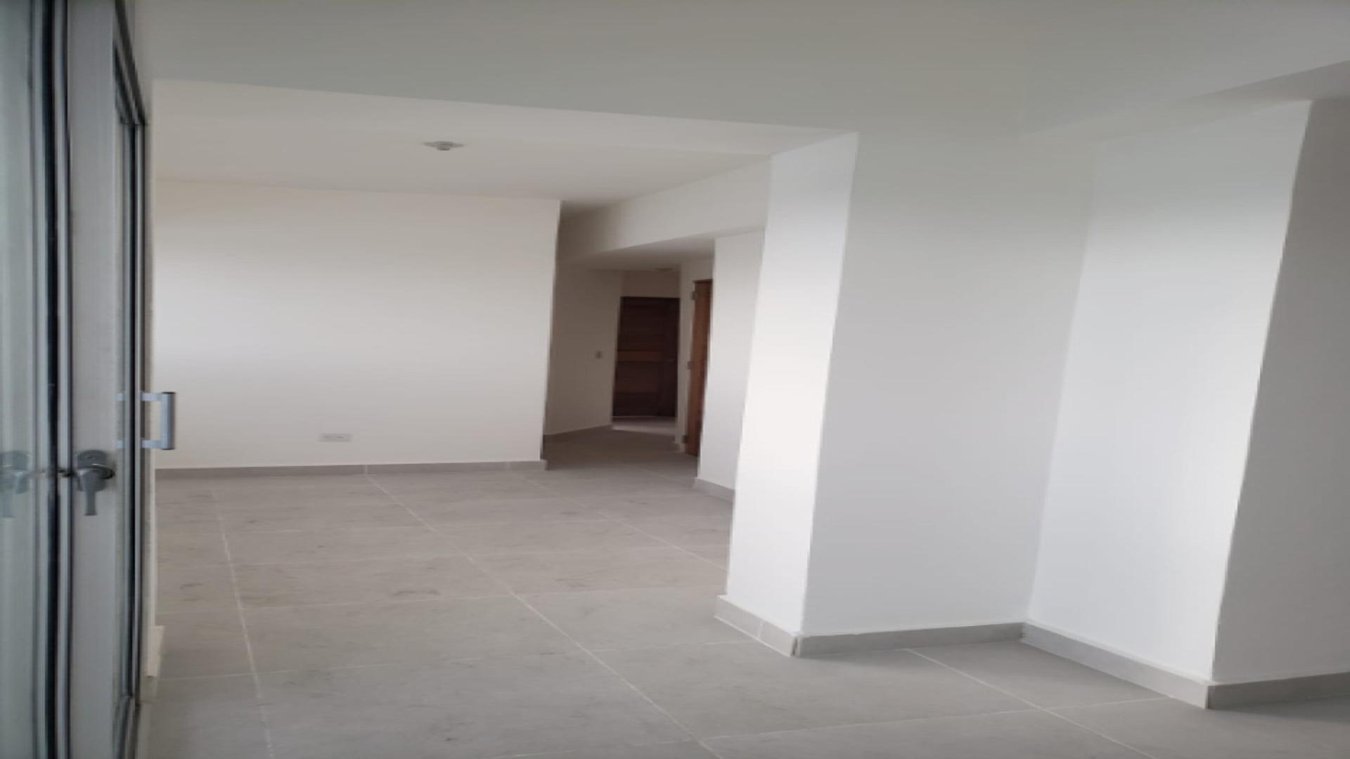 oficinas y locales comerciales - Local Comercial en EVARISTO MORALES 2