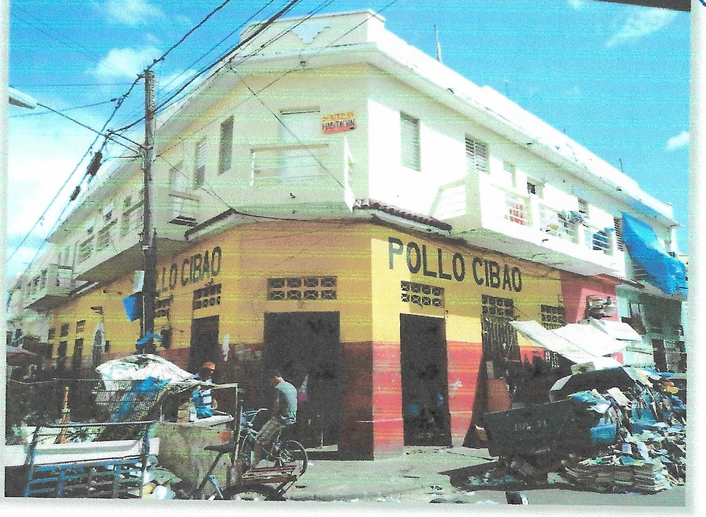 oficinas y locales comerciales - Local Comercial + 4  Apartamentos (Sector San Carlos)