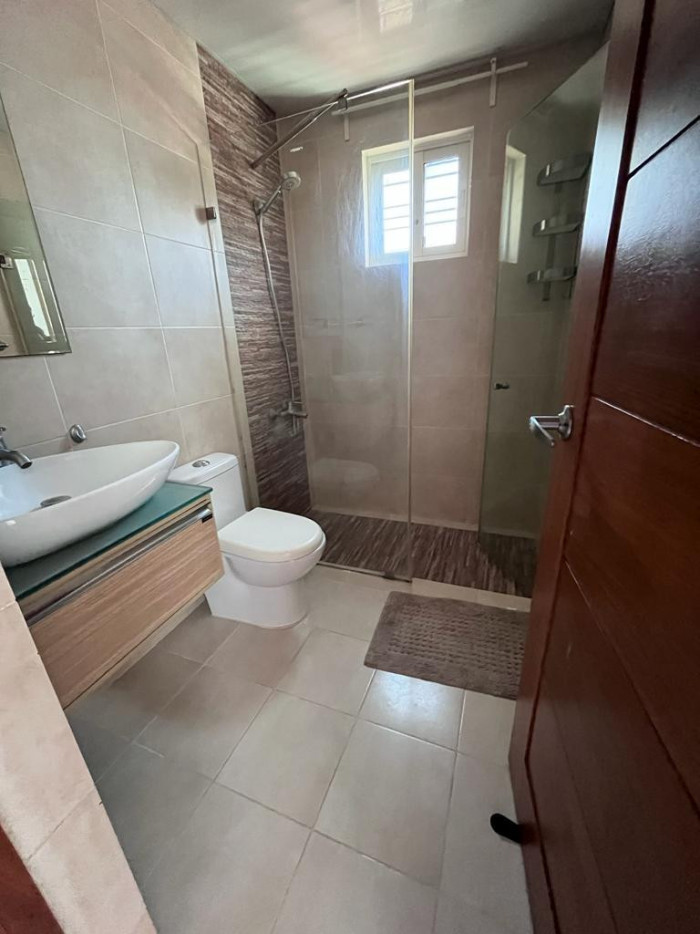 apartamentos - 🏡 ¡ALQUILO APARTAMENTO EN EVARISTO MORALES! 🏡   7